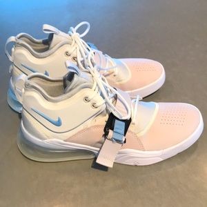 Size 9 Nike Air Force 270 Phantom (2018)